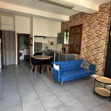 Appartement loft à 3 minutes à pied de la gare Perpignano Esterno foto